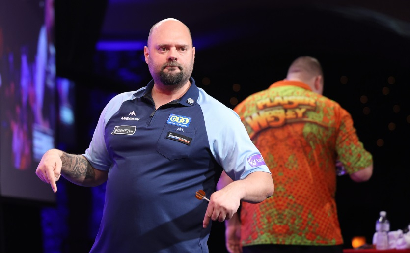 Wesley Plaisier Verliest Van Sterke Dennis Nilsson Nederlandse Darts Bond