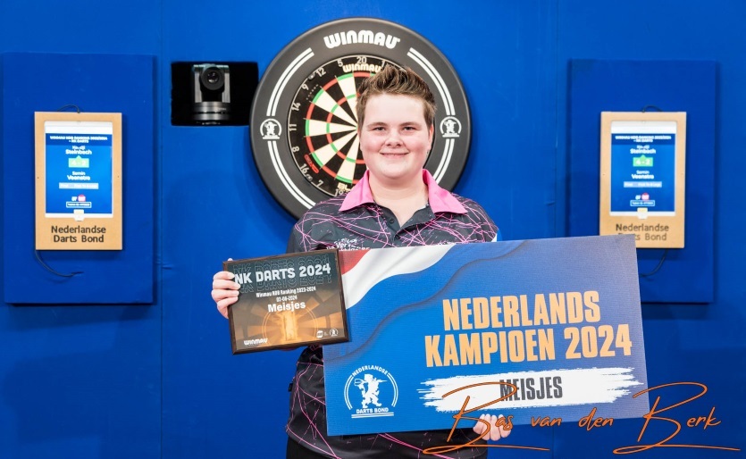 Driebergen-Rijsenburg, NETHERLANDS - JUNE 2: Darts player in action during the NK Darts in Health Center Hoenderdaal on June 2, 2024 in Driebergen-Rijsenburg Netherlands. (Photo by Bas van den Berk/Orange Pictures)