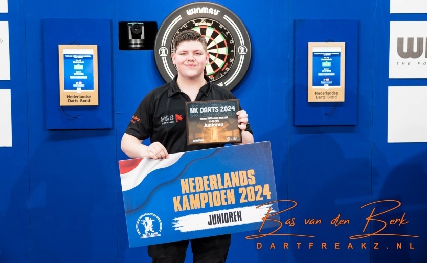 Driebergen-Rijsenburg, NETHERLANDS - JUNE 2: Darts player in action during the NK Darts in Health Center Hoenderdaal on June 2, 2024 in Driebergen-Rijsenburg Netherlands. (Photo by Bas van den Berk/Orange Pictures)