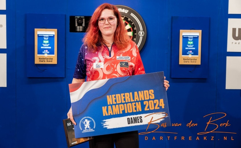 Driebergen-Rijsenburg, NETHERLANDS - JUNE 2: Darts player in action during the NK Darts in Health Center Hoenderdaal on June 2, 2024 in Driebergen-Rijsenburg Netherlands. (Photo by Bas van den Berk/Orange Pictures)