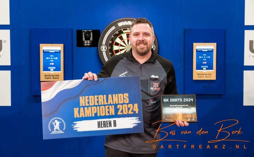 Driebergen-Rijsenburg, NETHERLANDS - JUNE 2: Darts player in action during the NK Darts in Health Center Hoenderdaal on June 2, 2024 in Driebergen-Rijsenburg Netherlands. (Photo by Bas van den Berk/Orange Pictures)